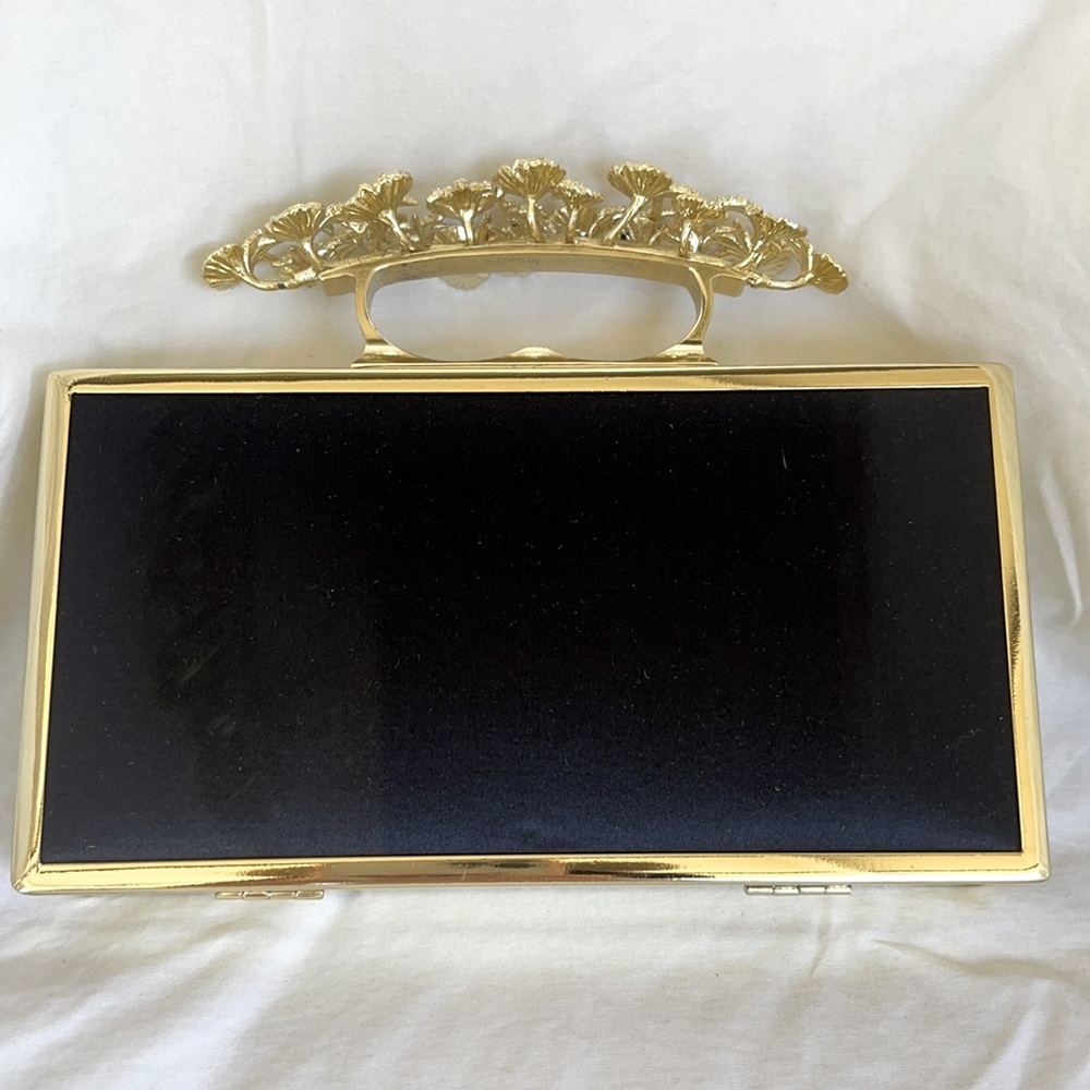 Bcbg dinner clutch